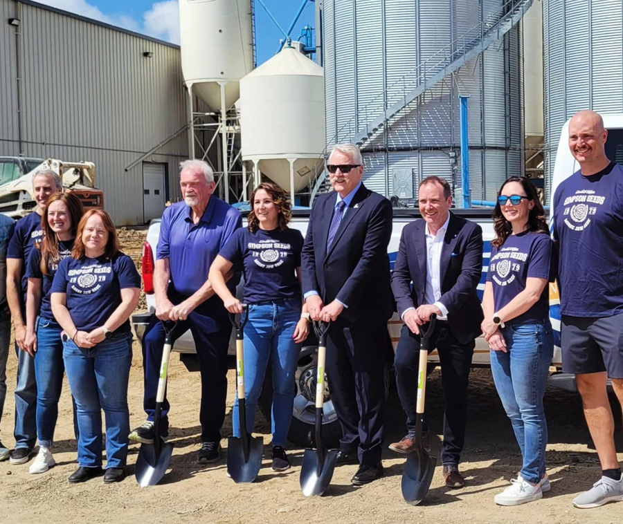 MP Fraser Tolmie, Mayor Clive Tolley, MJ Chamber CEO Rob Clark, and members of the Simpson Seeds team at the site of the new facility.